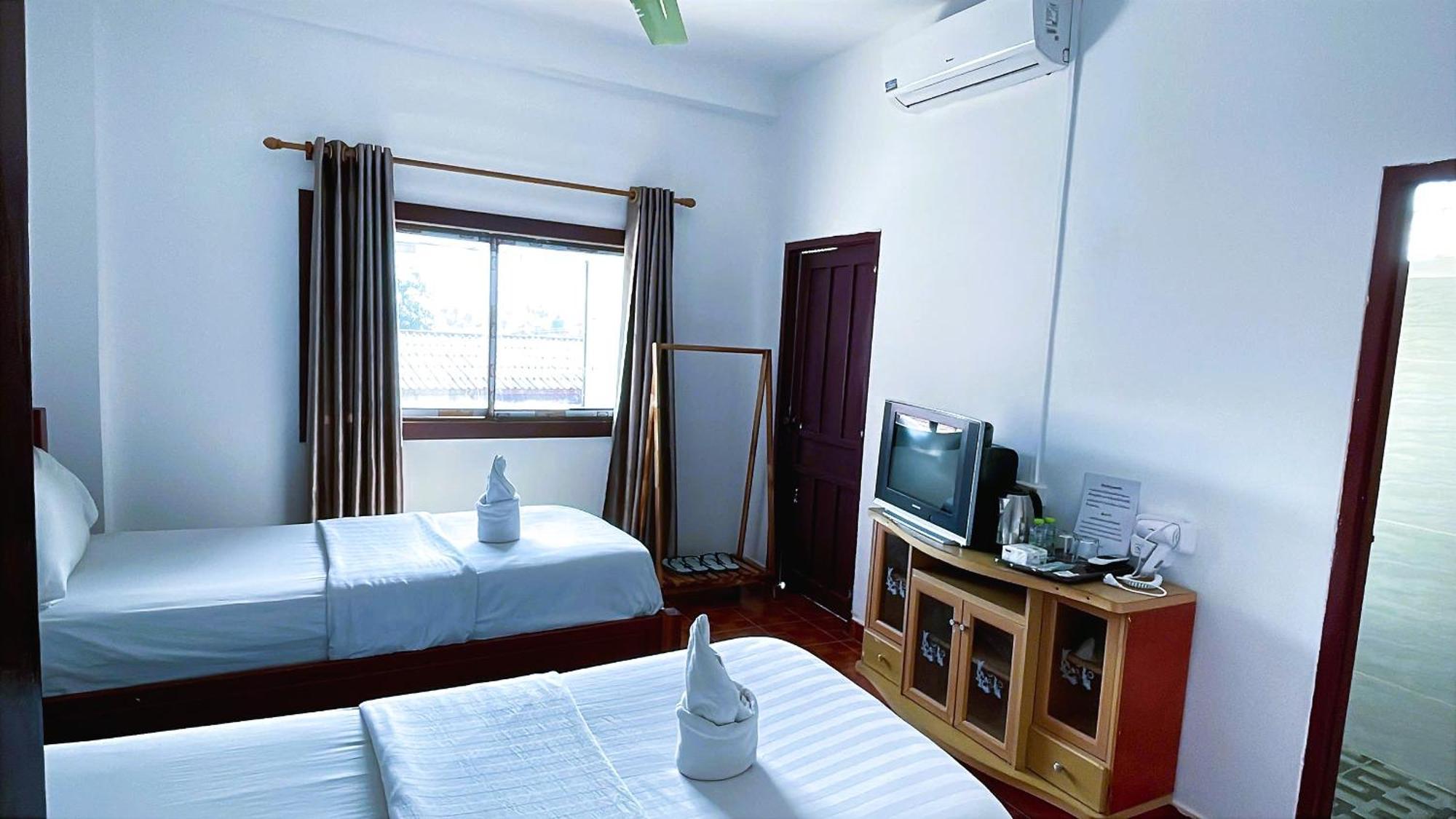 Walking Street Villa Vang Vieng Extérieur photo